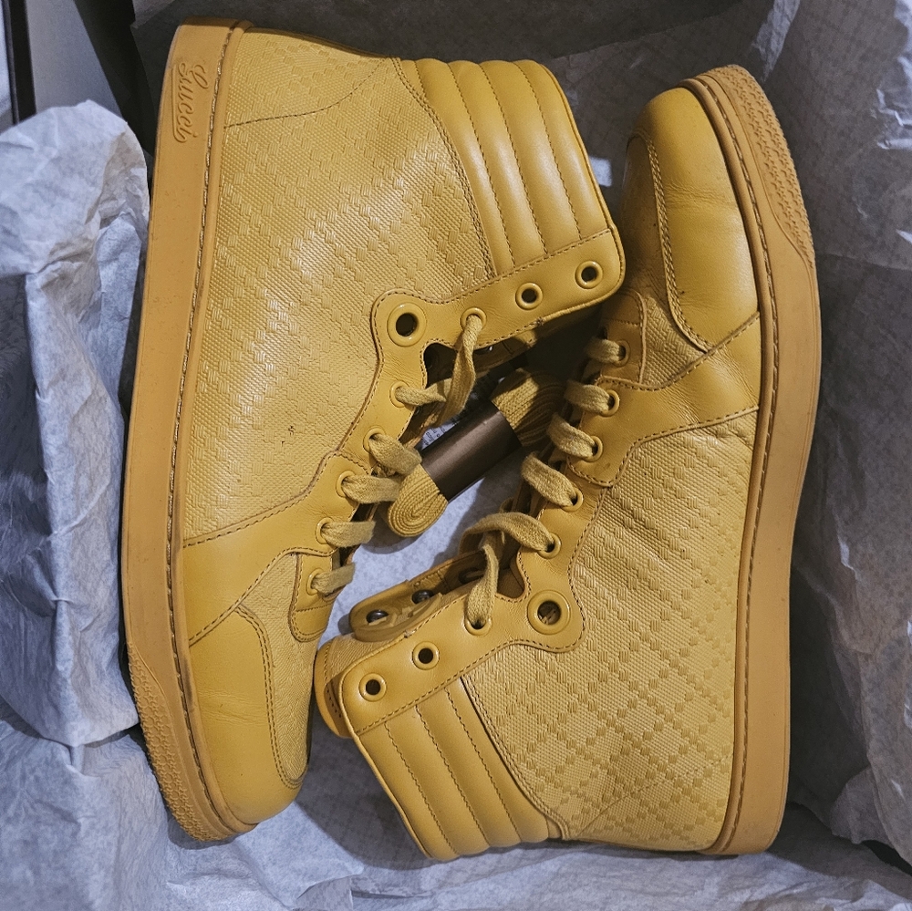 Gucci sneakers